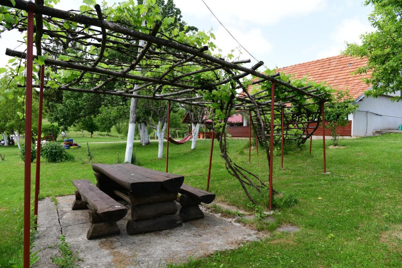 House Luna Rakovica Exterior photo